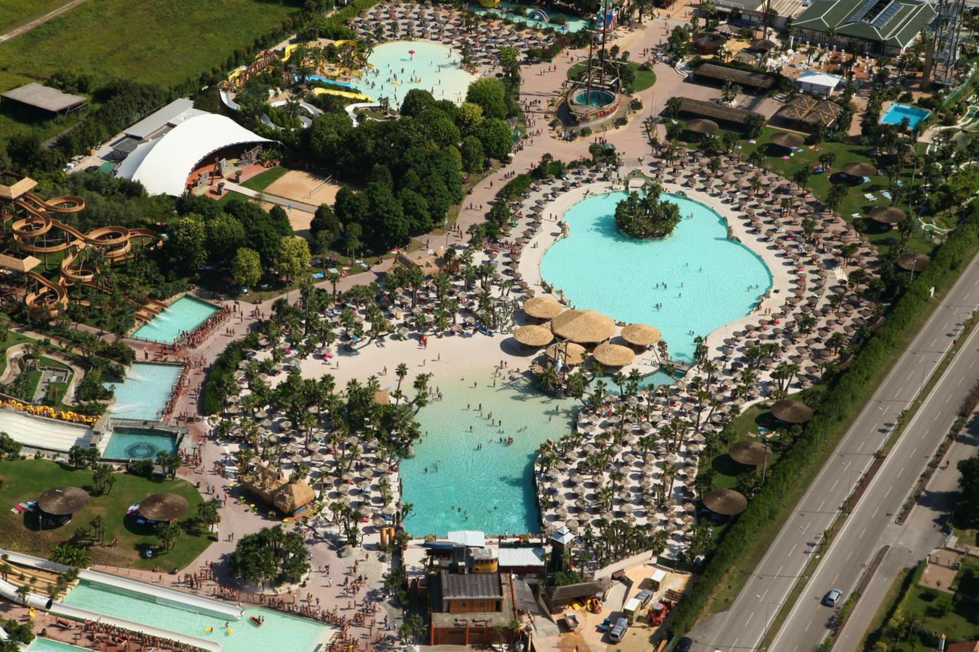 Hotel Nember Lido di Jesolo Buitenkant foto